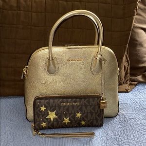 Gold Michael Kors Purse & Wallet! ✨